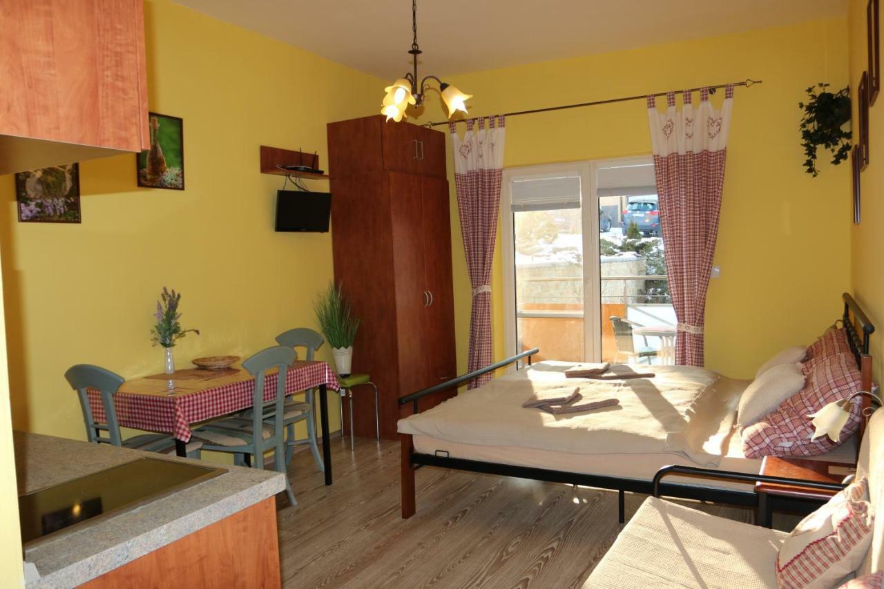 Apartman Beta Podhájska エクステリア 写真